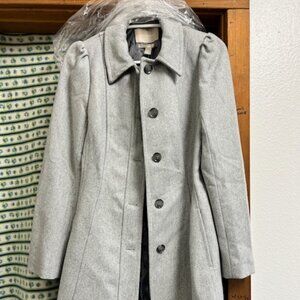 Pea Coat Wool will keep the chill away